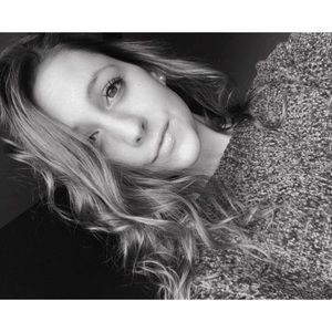 Meet your Posher, Lily